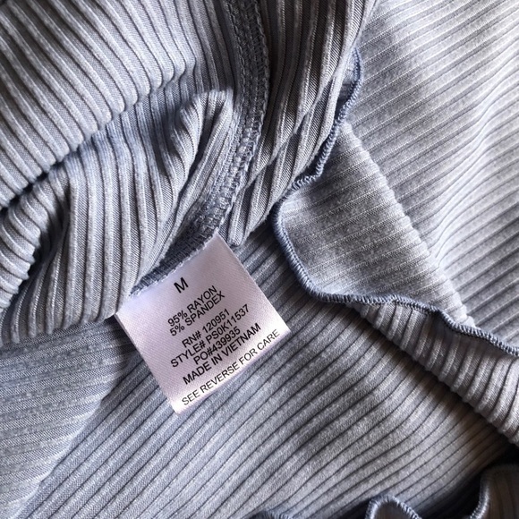 NWT Pink Rose Crop Top - Picture 6 of 6